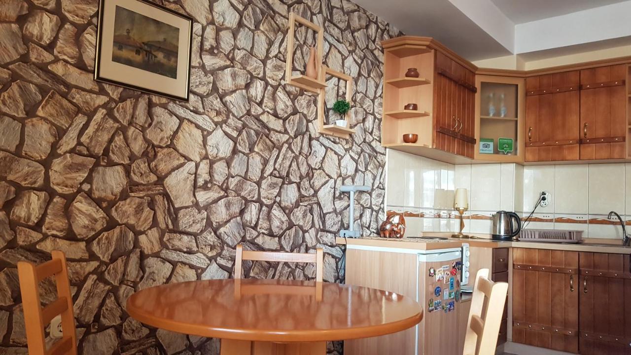 Luccia Apartments - Ohrid City Centre エクステリア 写真
